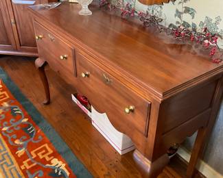 Mahogany Queen Anne style sideboard or buffet