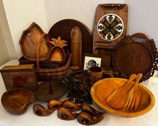 Wooden Decor Lot