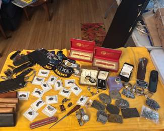 wallets harley davidson pins and patches, Donald Trump pens, watches, buckles