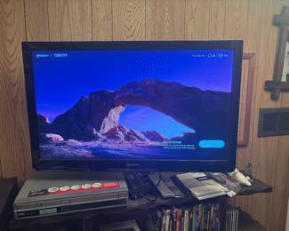 nice panasonic flatscreen tv