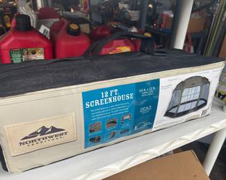 screenhouse for camping or using at home for outdoor parties