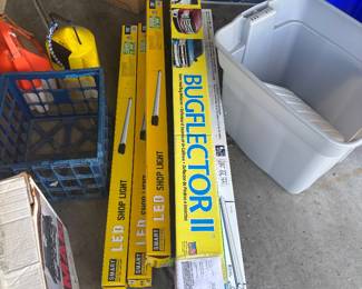 Bug deflector for a ford truck