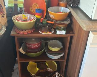vintage 70's colors kitchen accessories