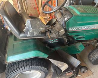 ranch king lawn tractor comes with attachments