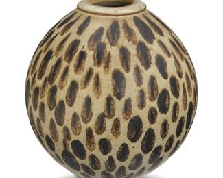 265 Harrison McIntosh (1914-2016) A glazed stoneware vase, mid-20th century Impressed with potter's chop mark: HM; applied paper label to the underside: Handthrown Stoneware / Harrison McIntosh / Claremont / California With black and cream glazes, and brush spots 4.875" H x 4.25" Dia. Estimate: $500 - $700