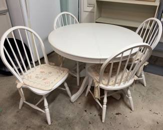 42" Table and Chairs (set)