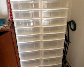 Plastic rolling drawers