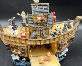 Noahs Ark Figurine 