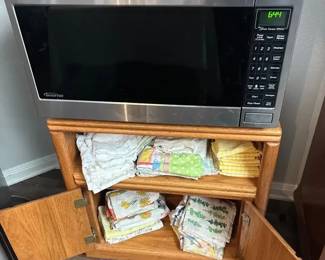 Microwave Cart, Microwave, And Vintage Linens