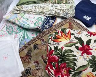 Vintage Placemats Napkins Lot