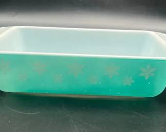 Vintage Pyrex 