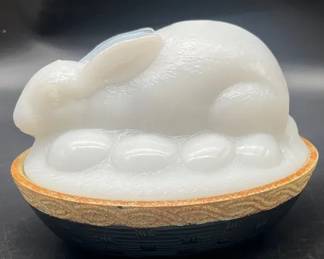 Vintage Fenton Glass Bunny On A Basket