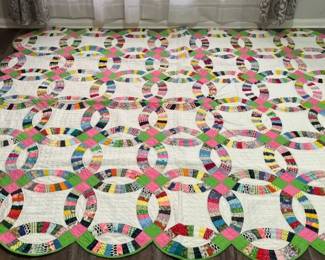Large HandSewn Vintage Double Wedding Ring Pattern Quilt