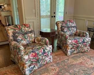If Palm Beach is your vibe, these Drexel heritage upholstered chairs are right up your alley.