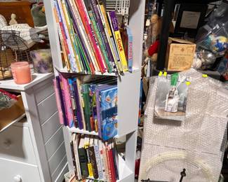 CHILDREN'S BOOKS