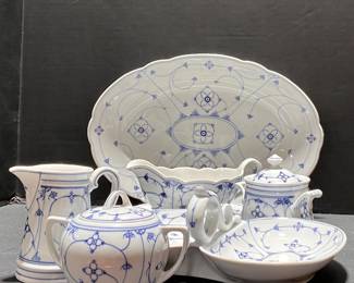 BLUE & WHITE CHINA 