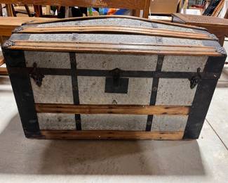 CAMEL BACK TRUNK