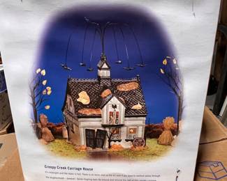 DEPT 56 CREEPY CREEK CARRIAGE HOUSE