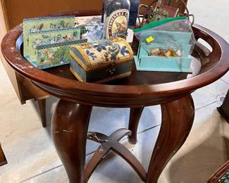 OVAL TRAY TABLE