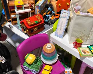 ASSORTED TOYS
