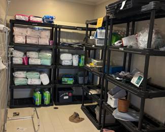 Bathroom items; plastic garage style shelving