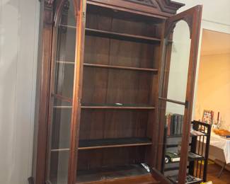 Fantastic China/Curio Cabinet with Doors, Carved Wood Details; With Key