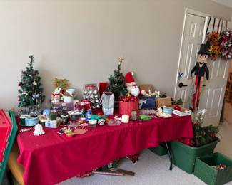 Vintage Christmas/Holiday decor