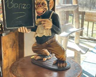 Resin monkey butler 