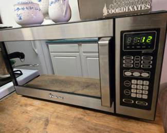 Magic Chef microwave