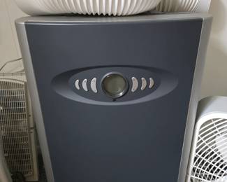 Portable air conditioner