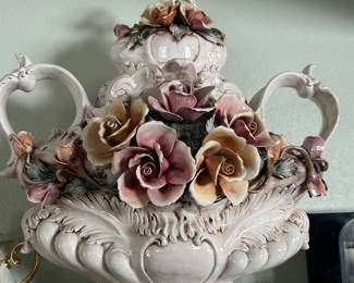 Capodimonte Porcelian 