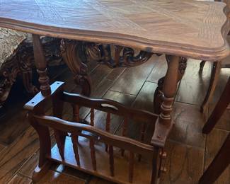 Table With Magazine Holder
