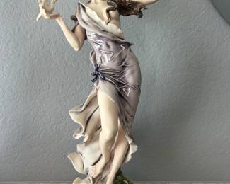 Daphne Giuseppe Armani 