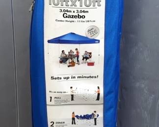 First Up 10 'x 10' Gazebo With Carry Case