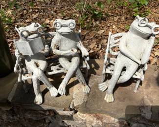 Relaxing Frogs!