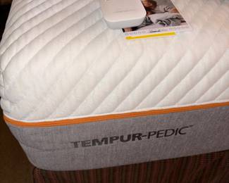 Tempur-Pedic Adjustable Queen Bed