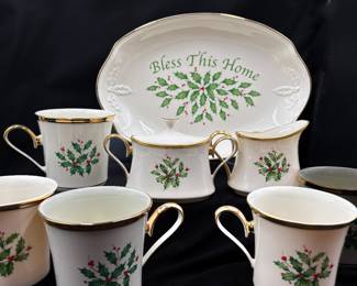 Lenox Christmas Coffee Mugs/ Cream and Sugar