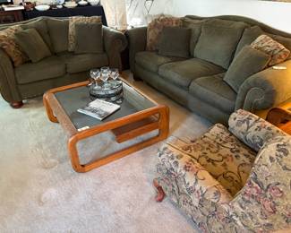 Traditional Rolled Arm Sofa and Loveseat w/ Nailhead Trim