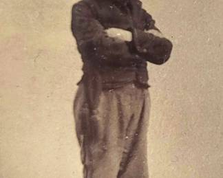 Identified CDV of a Civil War Union soldier with the 54th Regiment Zouave unit of the Ohio Infantry. His insignia is shown in the next lot picture.