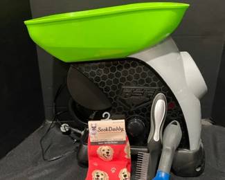 Ready Seat Fetch Ball Chaser FURminator Brush  New Unisex Socks