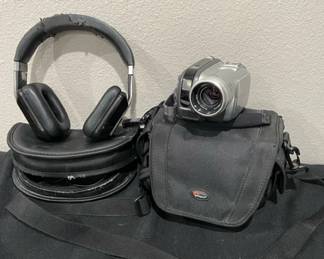 Panasonic PVGS85 Compact Camcorder  Monster Headphones
