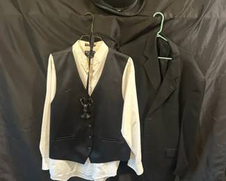 Mens Gianfranco Ruffini Italy Suit Jacket With Collared Shirt Bow tie And Hat