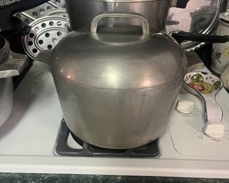 Magnalite 6qt stockpot