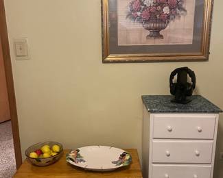 Cedar chest, storage chest 