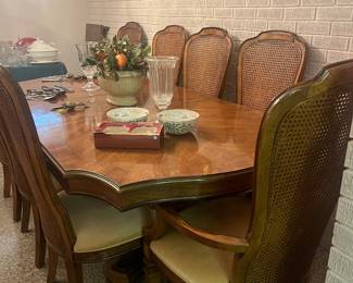 Country French Bernhardt table, 8 cane back chairs, excellent condition 