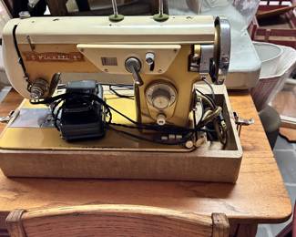 vintage Visetti zigzag sewing machine