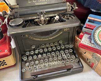 L c smith typewriter