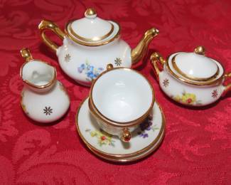 Miniature tea set, Limoges.
