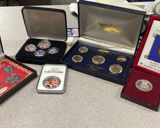 Collection of commemorative with silver coins