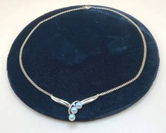 14K Yellow Gold Pearl Necklace